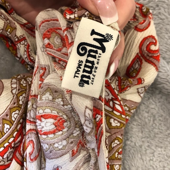 Beautiful Romper! *Size Small - Live Pics Included - Picture 7 of 9